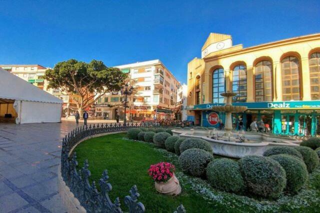La Nogalera Square Apartment Torremolinos Luaran gambar